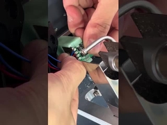 उच्च शक्ति डबल सोल्डर फ़ीड अर्ध स्वचालित सोल्डर मशीन एलईडी पट्टी बैटरी सोल्डर