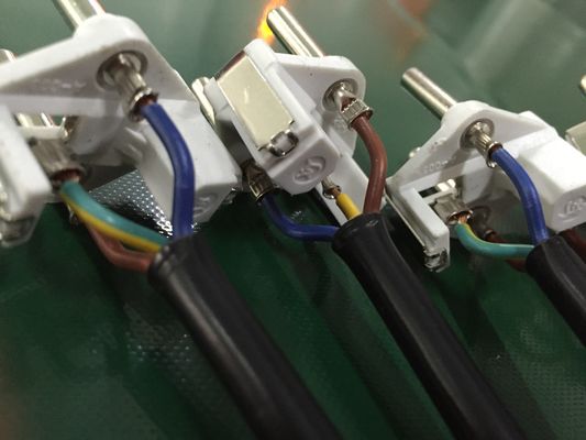 3 पिन पावर कॉर्ड मेकिंग मशीन इलेक्ट्रिकल प्लग ऑटो केबल क्रिमिंग मशीन